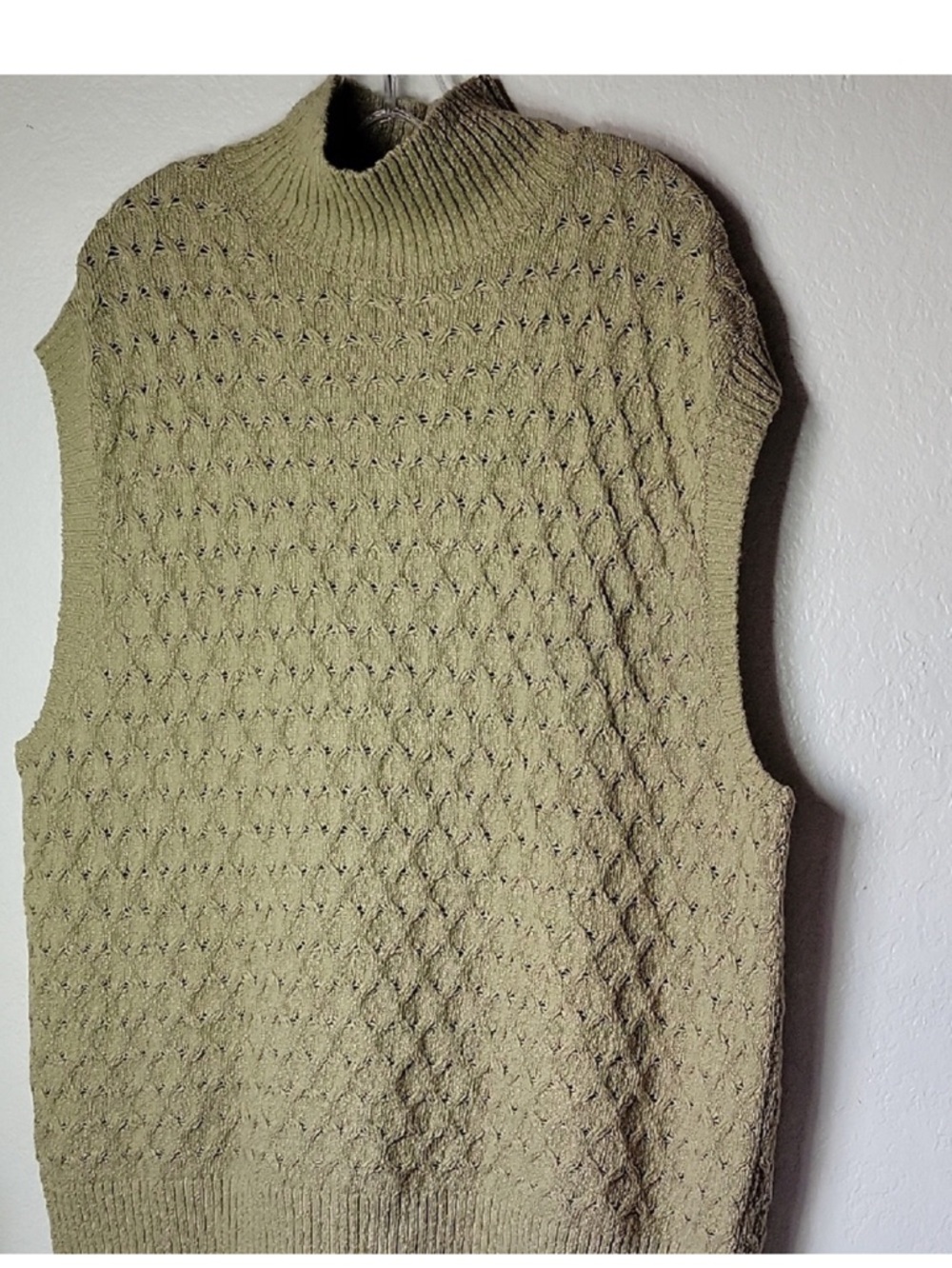 Free People Olive Green Turtleneck Cable Knit Sleeveless Sweater Size M - Picture 2 of 11